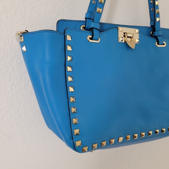 VALENTINO Garavani Rockstud Tote Bag - Picture 3 of 15